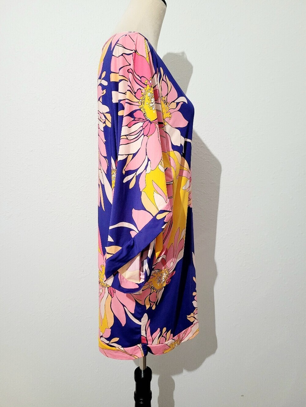Trina Turk Floral Shift Dress Large L Pink Yellow Blue Bell Sleeve Stretch Beach - Picture 9 of 11